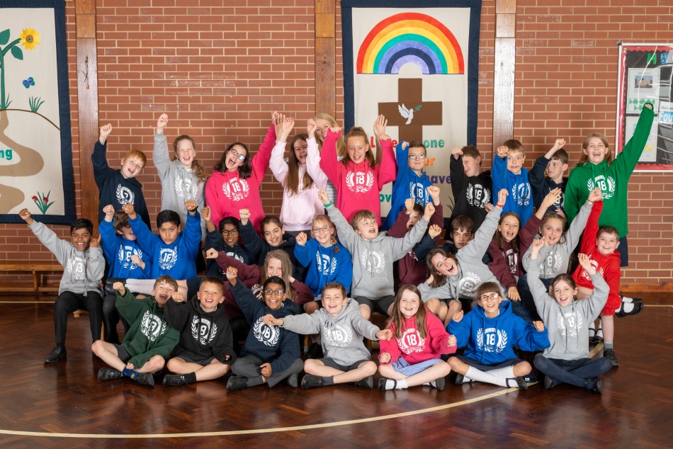 St Robert’s Catholic Primary School Leavers 2018 Right Click Studios